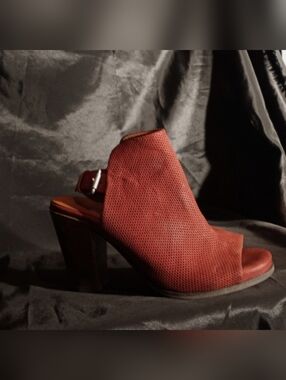 Final Sale GENTLE SOLES Red Perforated Nubuck Open-toe Block Heeled Bootie